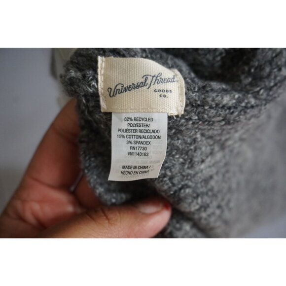 Universal Thread Women Gray Infinity Scarf – One Size NWT - Picture 6 of 8